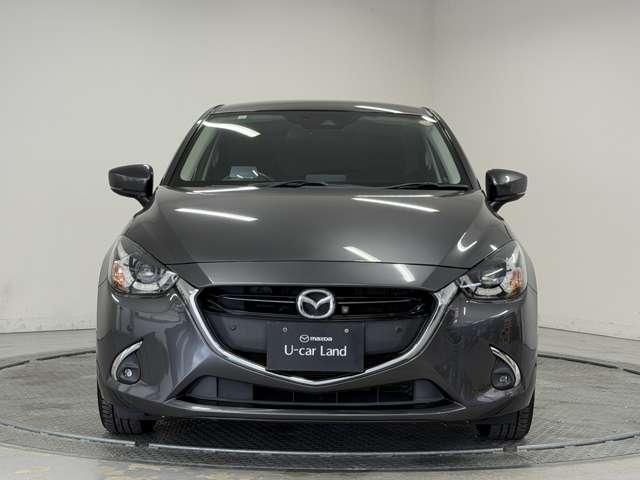 デミオ １．５　１５Ｓ　ツーリング　ナビ　フルセグＴＶ　ＥＴＣ　コーナーソナー　地デジ　インテリジェントキー　Ｂカメラ　記録簿　ＤＶＤ　ＬＥＤヘッド　ワンオーナー車　前席シートヒーター　横滑り防止装置　ＥＴＣ　アルミホイール　禁煙車（16枚目）