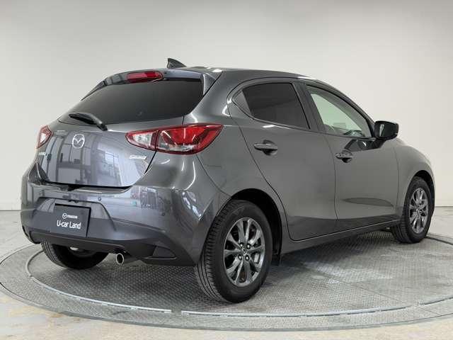 デミオ １．５　１５Ｓ　ツーリング　ナビ　フルセグＴＶ　ＥＴＣ　コーナーソナー　地デジ　インテリジェントキー　Ｂカメラ　記録簿　ＤＶＤ　ＬＥＤヘッド　ワンオーナー車　前席シートヒーター　横滑り防止装置　ＥＴＣ　アルミホイール　禁煙車（19枚目）