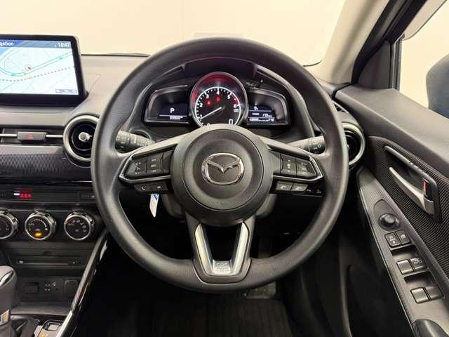 MAZDA2 1.5 XD プロアクティブ ディーゼルターボ ナビ フルセグTV ETC Pセンサー DVD再生 Bカメラ 記録簿 ミュージックプレイヤー接続可 メモリーナビ オートエアコン i-stop キーレス 横滑り防止装置 LEDヘッドライト ターボ(11枚目)