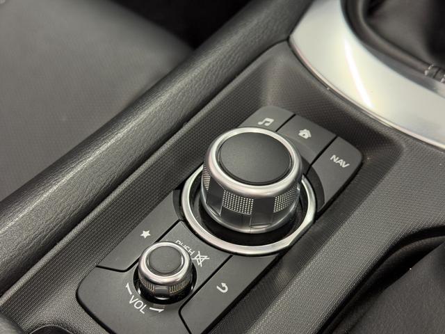 ロードスターＲＦ ２．０　ＶＳ　革シート　ＢＯＳＥサウンドシステム　オートハイビーム　盗難防止装置　１オーナー　アイスト　インテリジェントキー　ＬＥＤライト　禁煙　本革シート　記録簿　ＥＴＣ　ＤＶＤ　シートヒーター　ＥＳＣ　ＡＡＣ（43枚目）