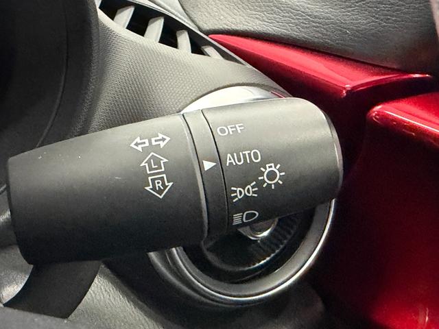 ロードスターＲＦ ２．０　ＶＳ　革シート　ＢＯＳＥサウンドシステム　オートハイビーム　盗難防止装置　１オーナー　アイスト　インテリジェントキー　ＬＥＤライト　禁煙　本革シート　記録簿　ＥＴＣ　ＤＶＤ　シートヒーター　ＥＳＣ　ＡＡＣ（49枚目）