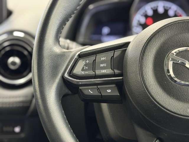 デミオ １．３　１３Ｓ　ツーリング　ワンオーナー　フルセグＴＶ　ナビ　アイドルストップ　サイドエアバッグ　禁煙　ＡＡＣ　ミュージックプレイヤー接続可　地デジ　シートヒータ　ＥＳＣ　１オーナー　アドバンスキー　ナビＴＶ　パワーステアリング（11枚目）