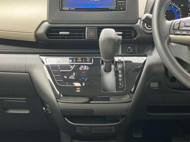 デイズ 660 X ワンオーナーパナソニックストラーダナビ アラウンドM 踏み間違え防止 禁煙 スマートキー イモビライザー 1オーナー レーンキープ アイドリングストップ キーレス フルオートエアコン ナビTV WAB 記録簿 運転席エアバック PS ABS(7枚目)