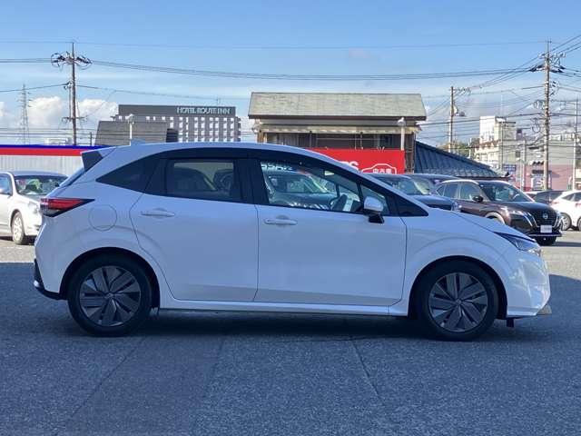 ノート 1.2 X ディスプレイオーディオ・ドラレコ前後・ETC 衝突被害軽減ブレ-キ ETC付 レーンアシスト インテリジェントキー ワンオーナー ドラレコ 整備記録簿 盗難防止システム サイドカーテンエアバック パワーウィンドウ オートエアコン キーレス ABS(18枚目)