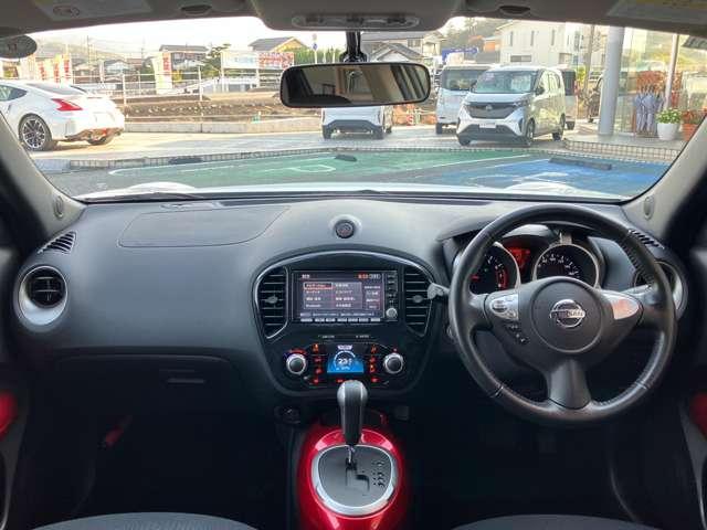 ジューク ４ＷＤ　ワンオーナー・ＨＤＤナビ・ＥＴＣ・バックカメラ　ＥＴＣ車載器　ＨＤＤナビ　禁煙　盗難防止システム　インテリジェントキー　アルミホイール　Ｂカメ　エアコン　記録簿　キーレス　ワンセグ　ナビＴＶ　Ｗエアバック　エアバッグ　ＡＢＳ　パワーステアリング（4枚目）