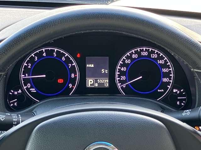 スカイライン Aパッケージ ワンオーナー・ディスプレイモニター オートエアコン ABS イモビライザー インテリジェントキー ETC キーレスエントリー(3枚目)