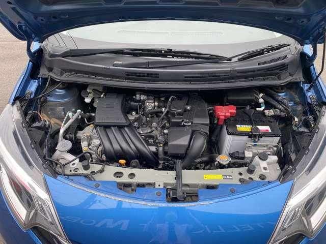 ノート １．２　Ｘ　禁煙車　純正メモリーナビ　ＷエアＢ　アイストップ　スマートキープッシュスタート　禁煙　ナビ・ＴＶ　整備記録簿有　ＥＴＣ装備　レーンアシスト　ワンセグ　ドラレコ　パワーウィンドゥ　パワステ　メモリーナビ　ＡＢＳ　１オーナー（13枚目）