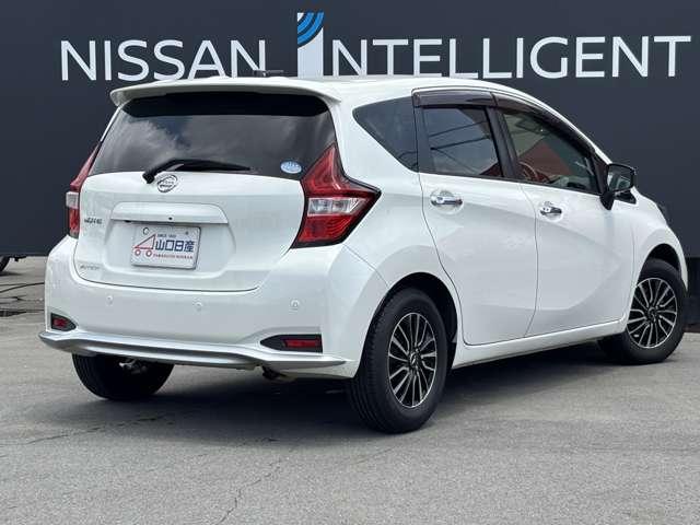 ノート １．２　Ｘ　モードプレミア　禁煙車　純正メモリーナビ（2枚目）