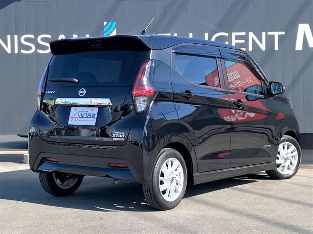 デイズ ６６０　ハイウェイスターＸ　禁煙車　アラウンドビューモニター　ブレーキサポート　禁煙　全周囲カメラ　ＬＥＤ　ドライブレコーダー　１オーナー　インテリジェントキー　ＥＴＣ　レーンキープ　バックカメラ　ナビＴＶ　アイドリングストップ　オートエアコン　記録簿　キーレス（2枚目）