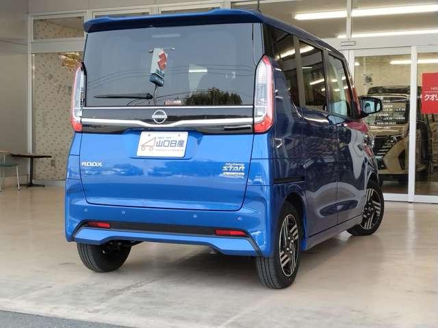 ルークス ６６０　ハイウェイスターＸ　プロパイロット　エディション　アラウンドビューモニター　プロパイロット　左右パワースライドドア　アイドリング　イモビ　パノラマモニター　助手席エアバッグ　衝突軽減ブレーキ　ＰＷ　ナビ＆ＴＶ　１セグ　ＬＥＤヘッドライト　ＬＤＷ　スマートキー　ＥＴＣ　ドライブレコーダー　ＰＳ（6枚目）