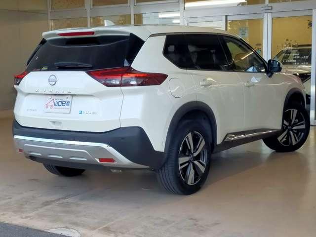 エクストレイル 1.5 G e-4ORCE 4WD 試乗車 1オーナー パークアシスト 禁煙 寒冷地仕様 LEDヘッドランプ ナビTV スマートキー レーダークルーズ LKA キーフリー ETC 4WD アルミホイール メモリーナビ 記録簿 PS PW(2枚目)