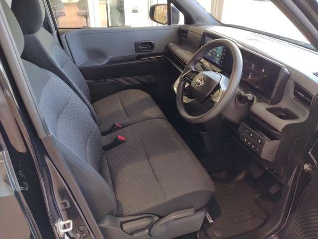 サクラ Ｘ　試乗車　禁煙車　フルセグメント　２０ｋＷｈ　アラウンドヴューモニター　運転席エアバック　ＡＡＣ　ＬＥＤヘッドランプ　試乗車　スマートキー　レーンアシスト　ＥＴＣ　禁煙車　キーレスエントリー　ワンオーナー　バックモニター　パワーステアリング（14枚目）