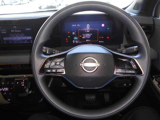 サクラ Ｘ　アラウンドビューモニター　オートホールド　アラウンドヴューモニター　運転席エアバック　ＡＡＣ　ＬＥＤヘッドランプ　試乗車　スマートキー　レーンアシスト　盗難防止システム　禁煙車　キーレスエントリー　ワンオーナー　バックモニター　アルミホイール（4枚目）