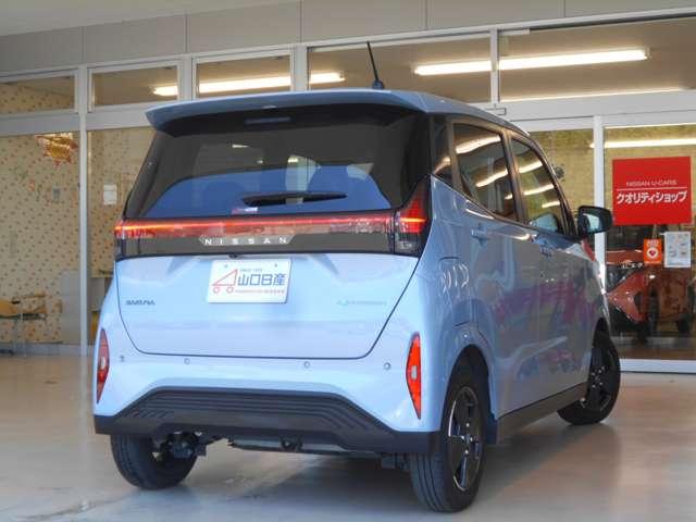 サクラ Ｘ　アラウンドビューモニター　オートホールド　アラウンドヴューモニター　運転席エアバック　ＡＡＣ　ＬＥＤヘッドランプ　試乗車　スマートキー　レーンアシスト　盗難防止システム　禁煙車　キーレスエントリー　ワンオーナー　バックモニター　アルミホイール（6枚目）