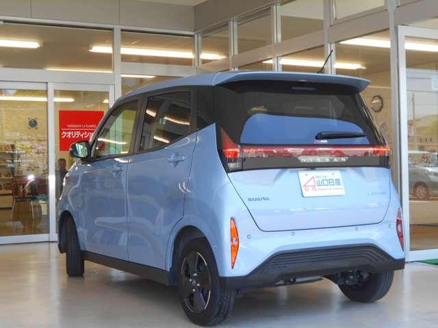 サクラ Ｘ　アラウンドビューモニター　オートホールド　アラウンドヴューモニター　運転席エアバック　ＡＡＣ　ＬＥＤヘッドランプ　試乗車　スマートキー　レーンアシスト　盗難防止システム　禁煙車　キーレスエントリー　ワンオーナー　バックモニター　アルミホイール（8枚目）