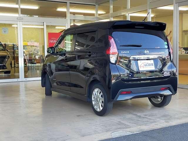 デイズ 660 ハイウェイスターX アラウンドビューモニター ドラレコ ブレーキサポート LED ドライブレコーダー イモビライザー インテリジェントキー レーンキープ バックカメラ ナビTV アイドリングストップ オートエアコン デュアルエアバッグ アルミホイール(8枚目)