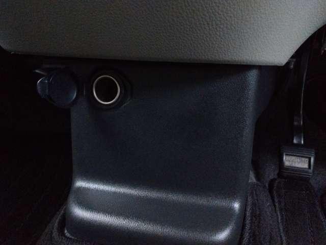 デイズルークス 660 X 純正CD&ラジオステレオ プリクラッシュ 全周囲 アイドリングストップ機能 1オーナー車 Sキー イモビライザー 点検記録簿付 ドラレコ 運転席エアバック デュアルエアバッグ バックカメラ フルオートエアコン サイドエアバッグ(19枚目)