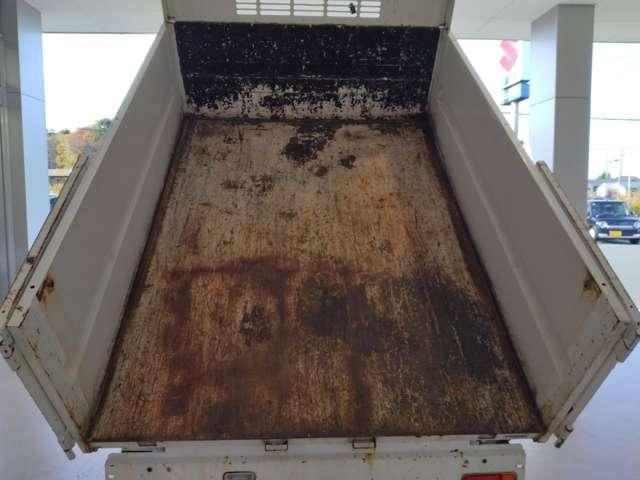 キャリイトラック ６６０　清掃ダンプ　１方開　マレル式ダンプ機構（10枚目）