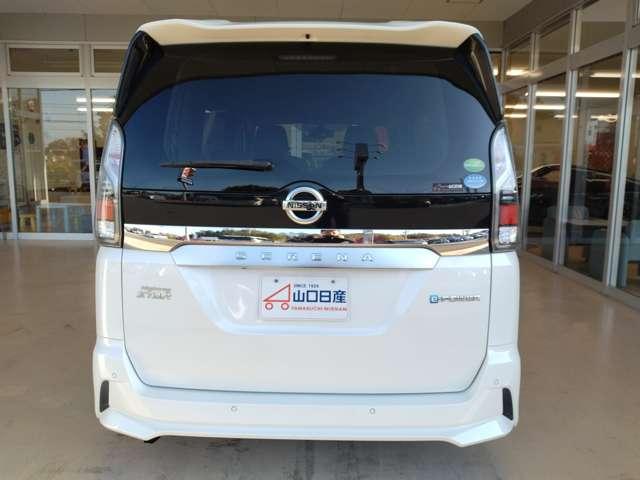 セレナ 1.2 e-POWER ハイウェイスター V 360°カメラ エマジェンシーブレーキ スマキー バックカメラ LED クルコン ETC ドラレコ フルオートエアコン アルミホイール エアバック メモリーナビ キーフリー ナビTV ABS パワステ(9枚目)