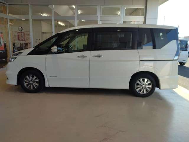 セレナ 1.2 e-POWER ハイウェイスター V 360°カメラ エマジェンシーブレーキ スマキー バックカメラ LED クルコン ETC ドラレコ フルオートエアコン アルミホイール エアバック メモリーナビ キーフリー ナビTV ABS パワステ(11枚目)