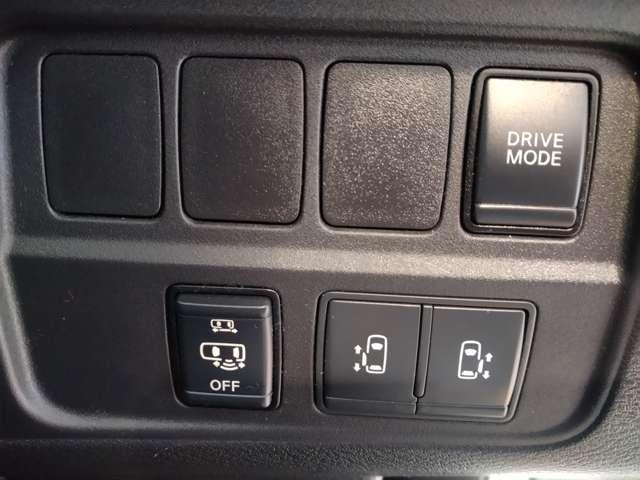 セレナ 1.2 e-POWER ハイウェイスター V 360°カメラ エマジェンシーブレーキ スマキー バックカメラ LED クルコン ETC ドラレコ フルオートエアコン アルミホイール エアバック メモリーナビ キーフリー ナビTV ABS パワステ(18枚目)