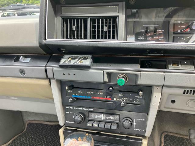 ブルーバード 　アルミホイール　ＡＴ　ターボ　ＣＤ（4枚目）