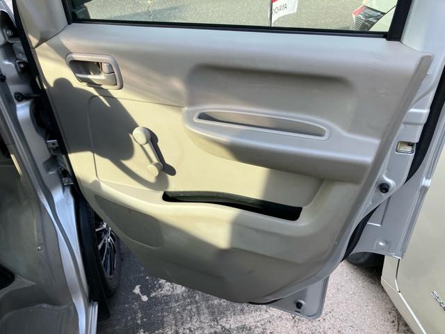 エブリイ PA 5速マニュアル(MT)車 両側電動スライドドア アルミホイール エアバッグ エアコン パワーステアリング ハイルーフ 衝突安全ボディ(17枚目)