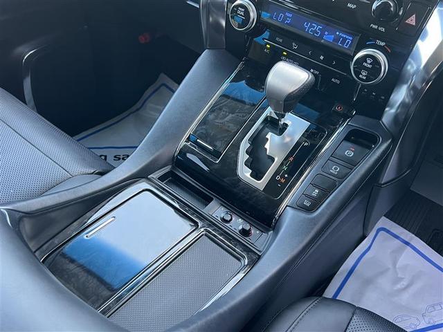 アルファード ２．５Ｓ　Ｃパッケージ　フルセグ　メモリーナビ　後席モニター　バックカメラ　衝突被害軽減システム　ＥＴＣ　両側電動スライド　ＬＥＤヘッドランプ　乗車定員７人　３列シート　ワンオーナー　記録簿（20枚目）