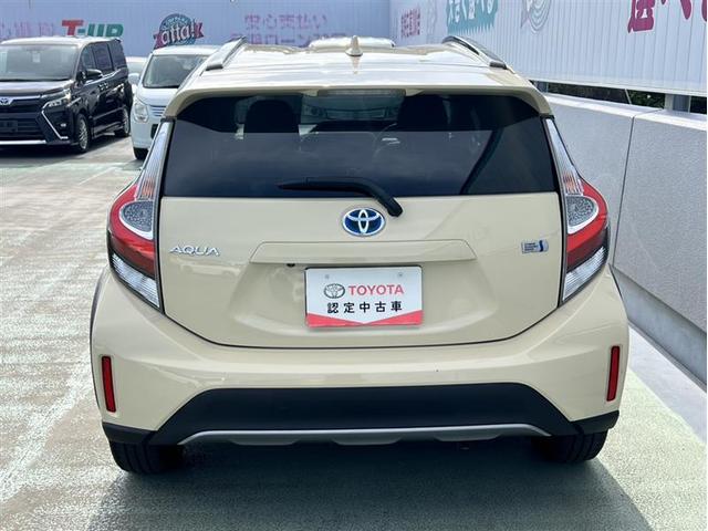 アクア クロスオーバー フルセグ HDDナビ DVD再生 バックカメラ 衝突被害軽減システム ETC LEDヘッドランプ ワンオーナー 記録簿(10枚目)