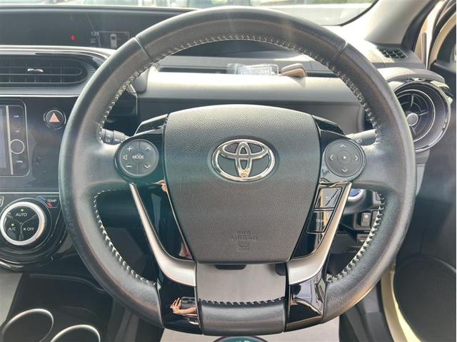 アクア クロスオーバー フルセグ HDDナビ DVD再生 バックカメラ 衝突被害軽減システム ETC LEDヘッドランプ ワンオーナー 記録簿(14枚目)