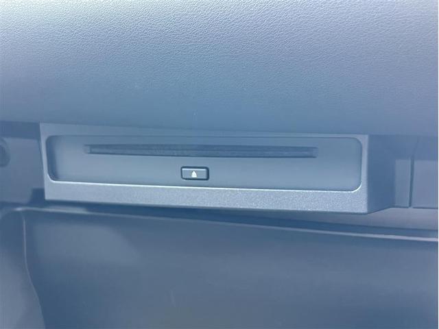 ヴォクシー ハイブリッドＳ－Ｚ　フルセグ　メモリーナビ　ＤＶＤ再生　ミュージックプレイヤー接続可　後席モニター　バックカメラ　衝突被害軽減システム　ＥＴＣ　ドラレコ　両側電動スライド　ＬＥＤヘッドランプ　乗車定員７人　３列シート（7枚目）