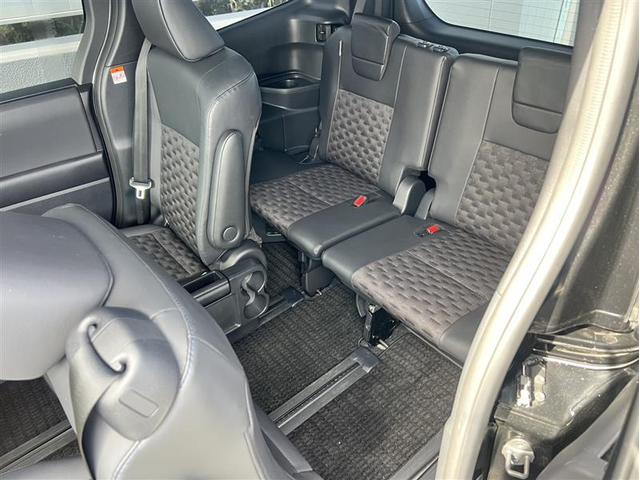 ヴォクシー ハイブリッドＳ－Ｚ　フルセグ　メモリーナビ　ＤＶＤ再生　ミュージックプレイヤー接続可　後席モニター　バックカメラ　衝突被害軽減システム　ＥＴＣ　ドラレコ　両側電動スライド　ＬＥＤヘッドランプ　乗車定員７人　３列シート（15枚目）