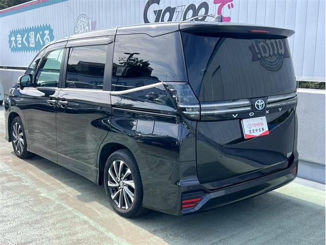 ヴォクシー ハイブリッドＳ－Ｚ　フルセグ　メモリーナビ　ＤＶＤ再生　ミュージックプレイヤー接続可　後席モニター　バックカメラ　衝突被害軽減システム　ＥＴＣ　ドラレコ　両側電動スライド　ＬＥＤヘッドランプ　乗車定員７人　３列シート（19枚目）