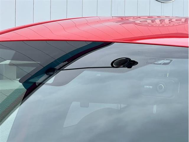 ヤリス ハイブリッドＺ　バックカメラ　衝突被害軽減システム　ＥＴＣ　ＬＥＤヘッドランプ　ワンオーナー　記録簿（3枚目）