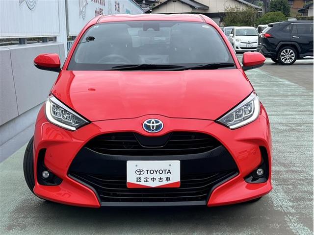 ヤリス ハイブリッドＺ　バックカメラ　衝突被害軽減システム　ＥＴＣ　ＬＥＤヘッドランプ　ワンオーナー　記録簿（12枚目）