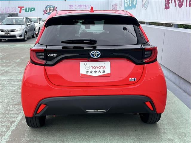 ヤリス ハイブリッドＺ　バックカメラ　衝突被害軽減システム　ＥＴＣ　ＬＥＤヘッドランプ　ワンオーナー　記録簿（14枚目）