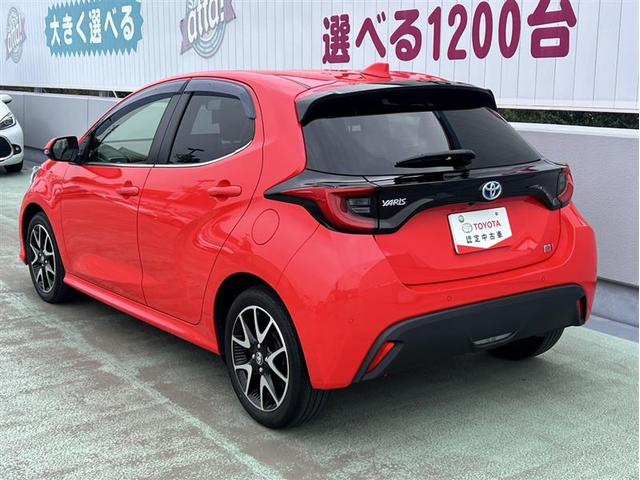 ヤリス ハイブリッドＺ　バックカメラ　衝突被害軽減システム　ＥＴＣ　ＬＥＤヘッドランプ　ワンオーナー　記録簿（15枚目）