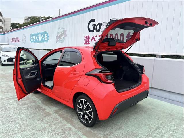 ヤリス ハイブリッドＺ　バックカメラ　衝突被害軽減システム　ＥＴＣ　ＬＥＤヘッドランプ　ワンオーナー　記録簿（23枚目）