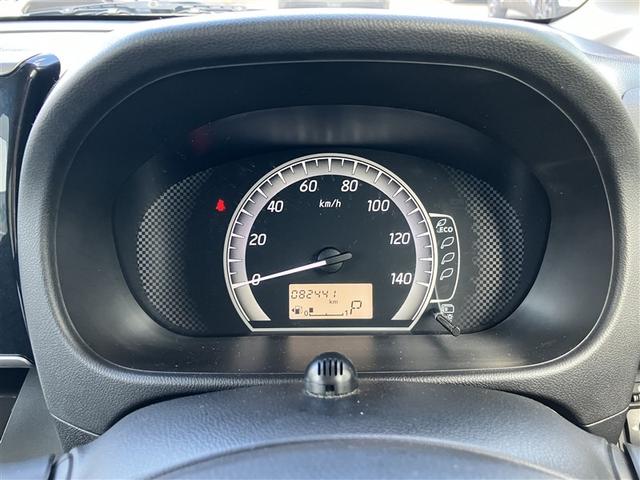 純正ナビを装備。タッチパネル式で使いやすく、お出かけもラクラクです。