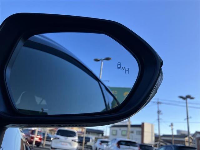 カローラスポーツ ハイブリッドＧ　Ｚ　フルセグ　メモリーナビ　バックカメラ　衝突被害軽減システム　ＥＴＣ　ドラレコ　ＬＥＤヘッドランプ　ワンオーナー　フルエアロ　記録簿（27枚目）