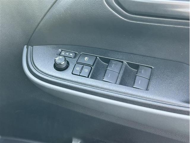 ノア HV X サイドLUチルトシート フルセグ メモリーナビ 後席モニター バックカメラ 衝突被害軽減システム ETC 両側電動スライド LEDヘッドランプ 乗車定員7人 3列シート 記録簿(22枚目)