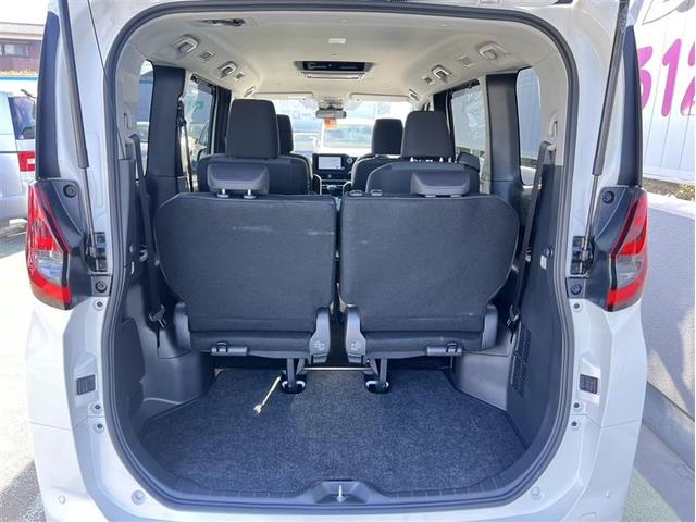 ノア HV X サイドLUチルトシート フルセグ メモリーナビ 後席モニター バックカメラ 衝突被害軽減システム ETC 両側電動スライド LEDヘッドランプ 乗車定員7人 3列シート 記録簿(23枚目)