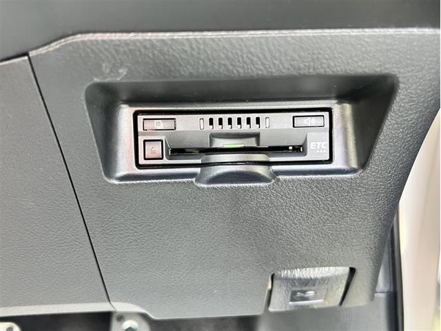 ヴィッツ ＧＲスポーツＧＲ　フルセグ　メモリーナビ　ＤＶＤ再生　ミュージックプレイヤー接続可　バックカメラ　衝突被害軽減システム　ＥＴＣ　ドラレコ　ＬＥＤヘッドランプ　ワンオーナー　記録簿（5枚目）