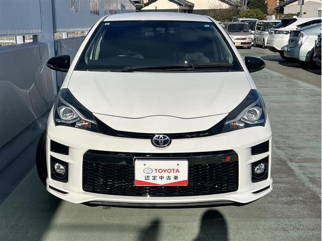 ヴィッツ ＧＲスポーツＧＲ　フルセグ　メモリーナビ　ＤＶＤ再生　ミュージックプレイヤー接続可　バックカメラ　衝突被害軽減システム　ＥＴＣ　ドラレコ　ＬＥＤヘッドランプ　ワンオーナー　記録簿（10枚目）