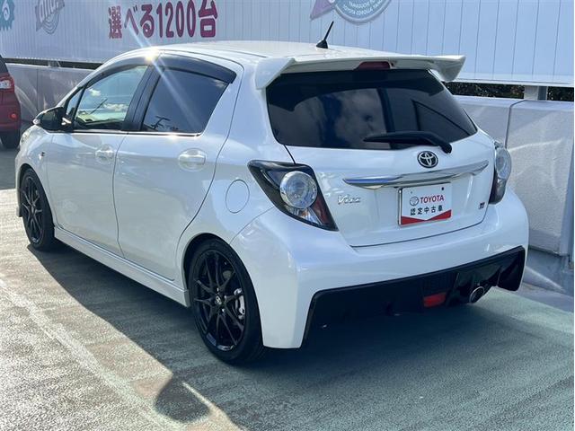 ヴィッツ ＧＲスポーツＧＲ　フルセグ　メモリーナビ　ＤＶＤ再生　ミュージックプレイヤー接続可　バックカメラ　衝突被害軽減システム　ＥＴＣ　ドラレコ　ＬＥＤヘッドランプ　ワンオーナー　記録簿（16枚目）