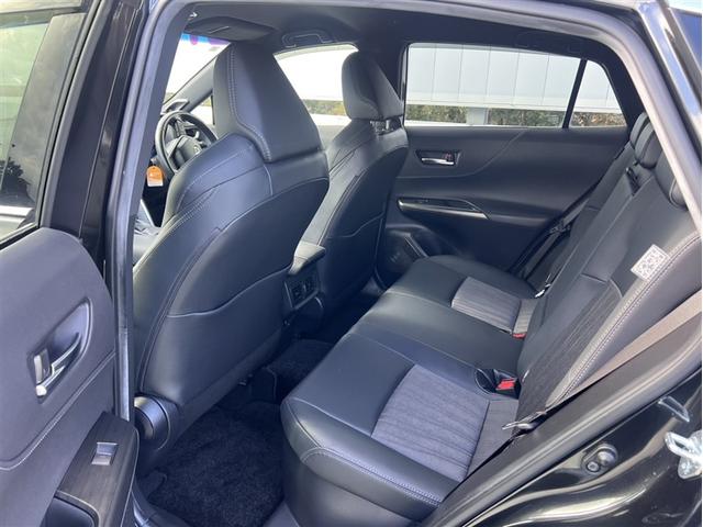 ハリアーハイブリッド Ｚ　４ＷＤ　フルセグ　メモリーナビ　バックカメラ　衝突被害軽減システム　ＥＴＣ　ドラレコ　ＬＥＤヘッドランプ　ワンオーナー　フルエアロ　記録簿　アイドリングストップ（7枚目）