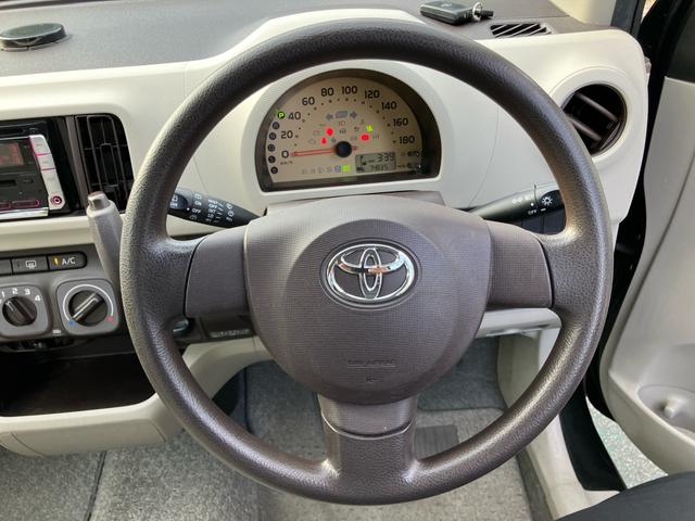 パッソ Ｘ　ユルリ　スマートキー　ＣＤ　ＡＢＳ　エアバッグ　衝突安全ボディ　盗難防止装置　ブラック　ＣＶＴ（9枚目）