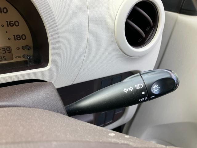 パッソ Ｘ　ユルリ　スマートキー　ＣＤ　ＡＢＳ　エアバッグ　衝突安全ボディ　盗難防止装置　ブラック　ＣＶＴ（10枚目）