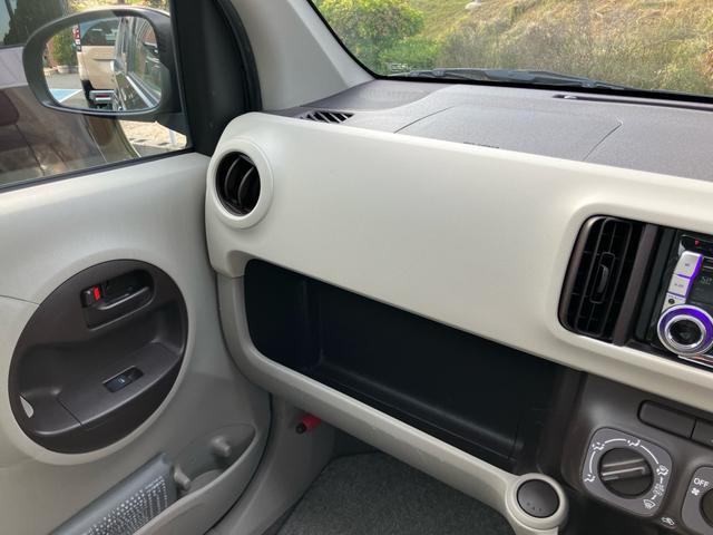 パッソ Ｘ　ユルリ　スマートキー　ＣＤ　ＡＢＳ　エアバッグ　衝突安全ボディ　盗難防止装置　ブラック　ＣＶＴ（17枚目）