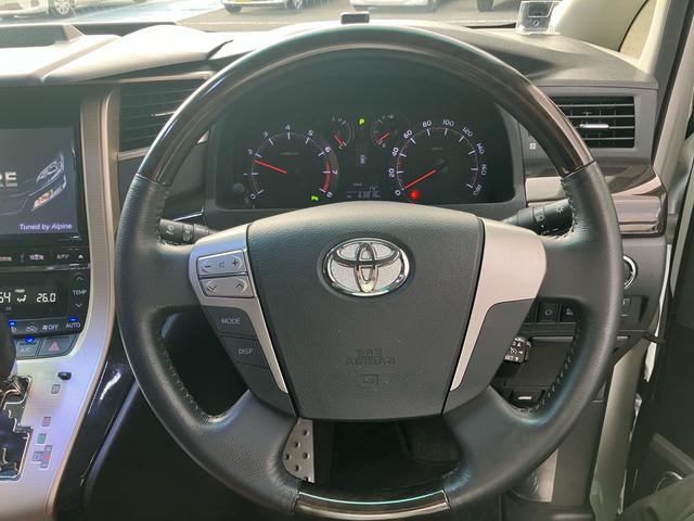 ヴェルファイア ２．４Ｚ　ゴールデンアイズ　両側電動スライドドア　バックカメラ　スマートキー　サンルーフ　後席モニター　後席エアコン　オートライト　Ｂｌｕｅｔｏｏｔｈ接続（9枚目）